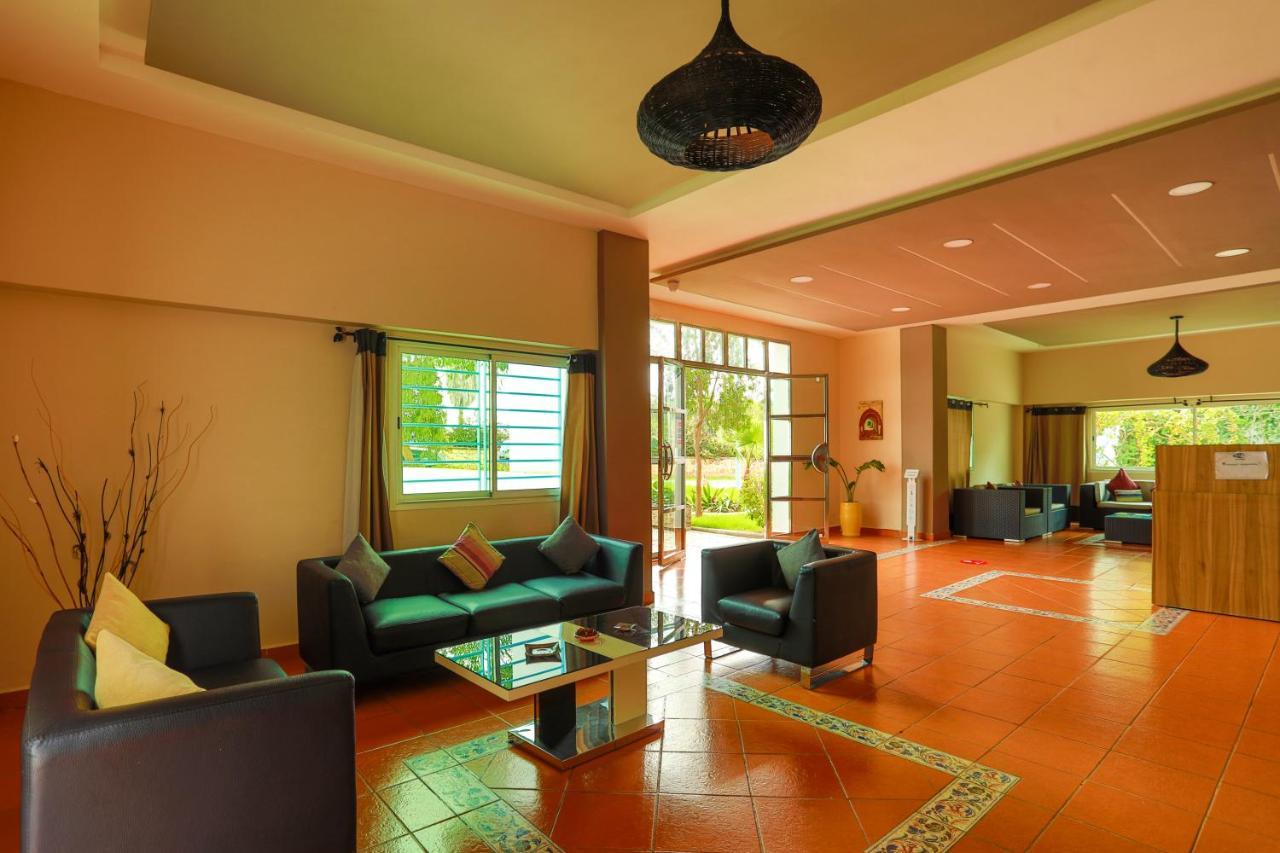 Residence Hoteliere Riviera Beach Cabo Negro Exterior photo