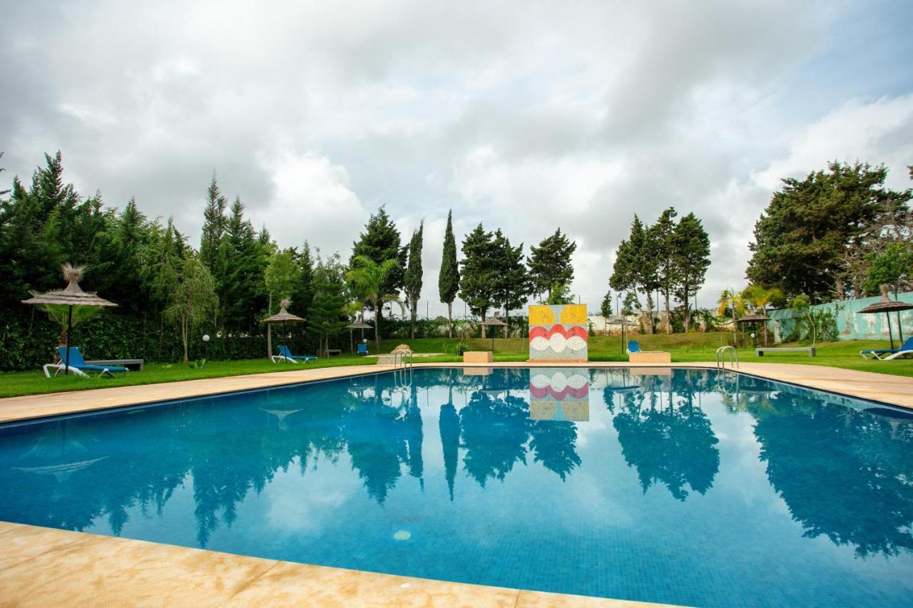 Residence Hoteliere Riviera Beach Cabo Negro Exterior photo