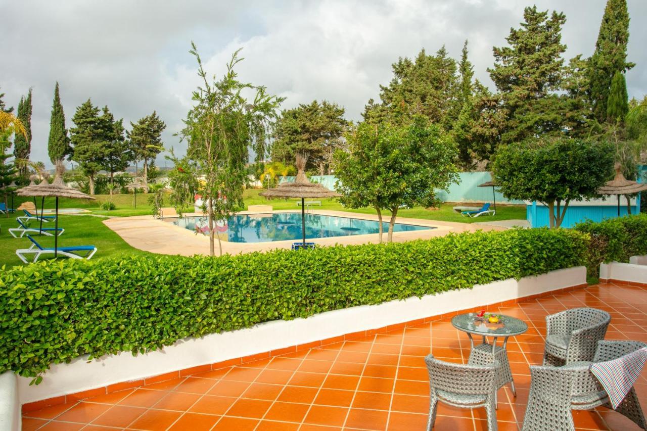 Residence Hoteliere Riviera Beach Cabo Negro Exterior photo
